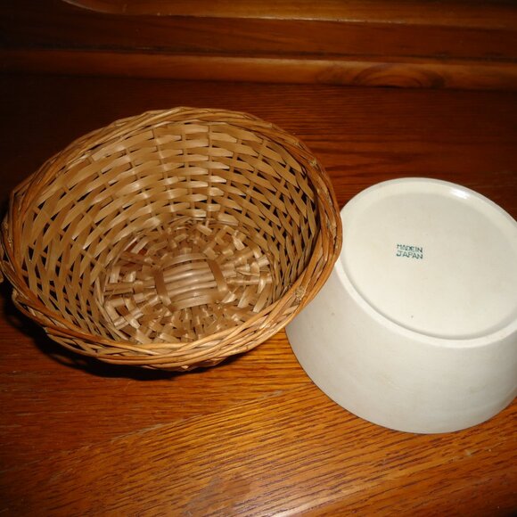 Vintage Hand painted 4 Bowls & wicker basket holders 5” Rooster Flower Japan - Picture 10 of 12